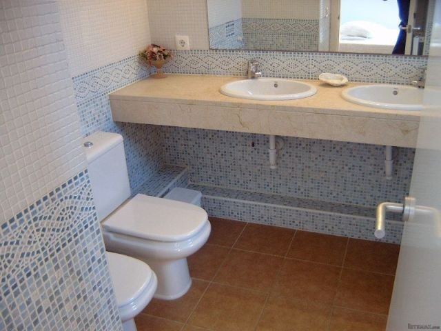 3 Bedrooms - Semi Detached House -.. - 2