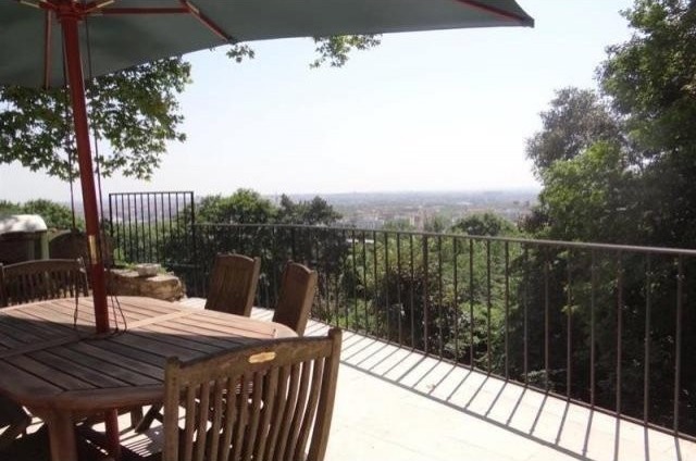 6 bedroom House For Sale: 69350 LA.. - 2