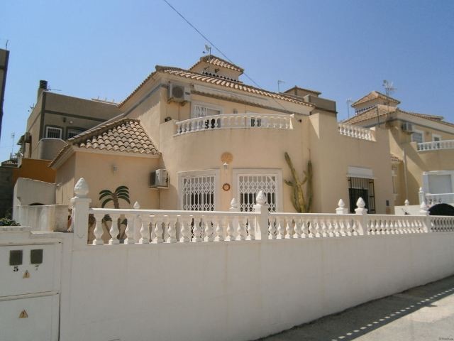 Quality Detached Villa in El Galan
