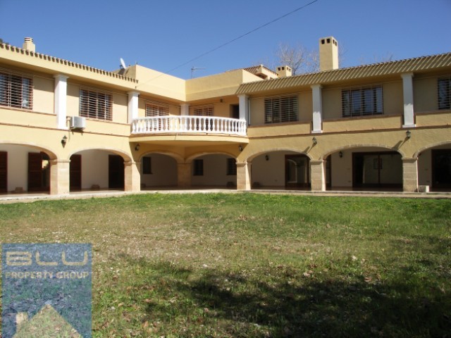 8 Bedroom Villa in Javea