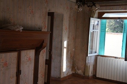 Property to renovate with a garden of.. - 2