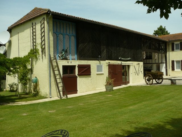 Large Gascon House with Pool