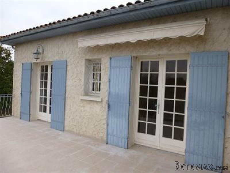 2 Bedrooms - House - Poitou-Charentes. - 2