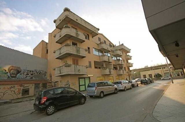 3 Bedrooms - Apartment - For Sale