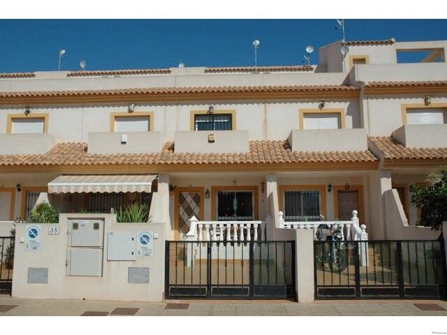Townhouse for sale 94.950 € Costa..