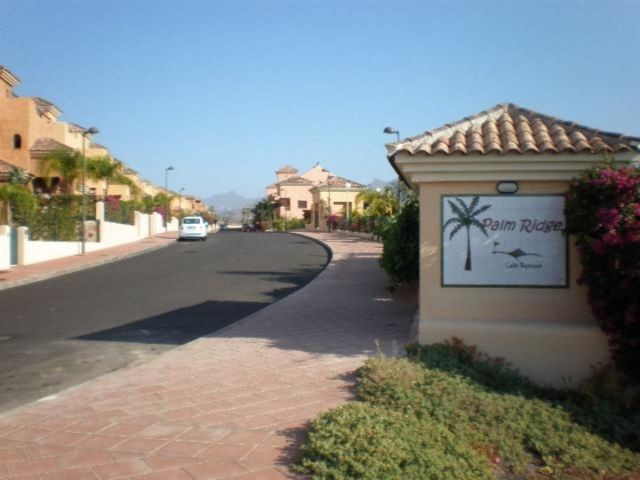 Palm Ridge, Amarilla Golf, Tenerife..