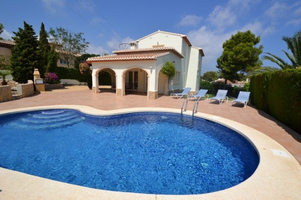 3 Bedrooms 2 Bathrooms Villa Javea 4 -..