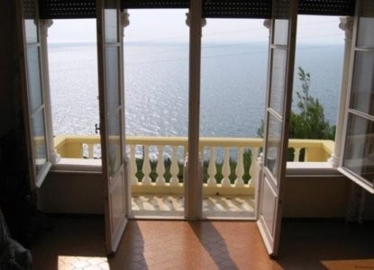 Castiglioncello Apartment In Art..