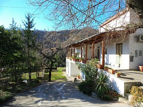 Stunning large property in a beautiful.. - 2