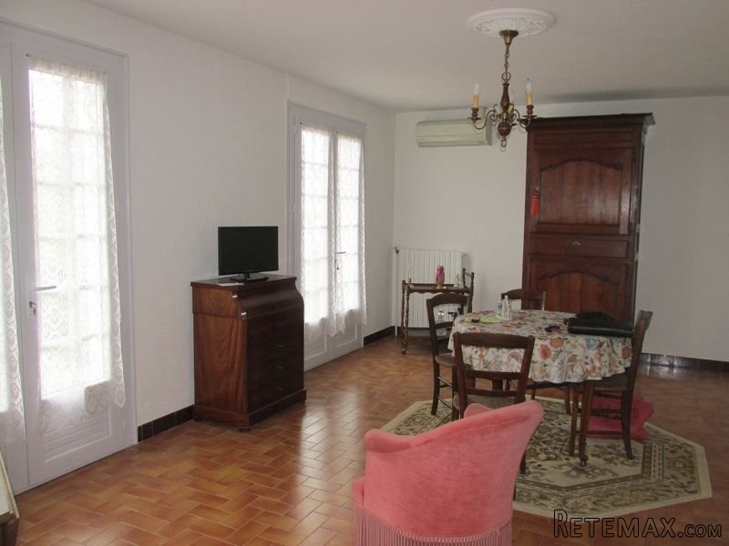 Detached Bungalow With Basement - 2