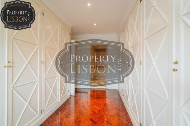T4 Lisbon Apartment for Sale in Saldanha