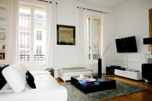 1 bedroom Property For Sale: Boulevard.. - 2
