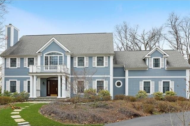 4 bedroom Residence For Sale:..
