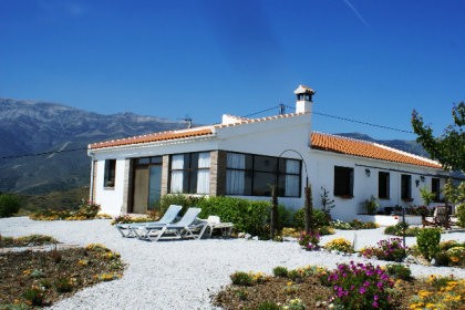 Villa for Sale in Canillas De Albaida..