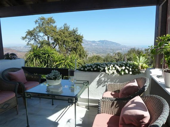 APARTMENT FOR SALE LA MAIRENA - 2