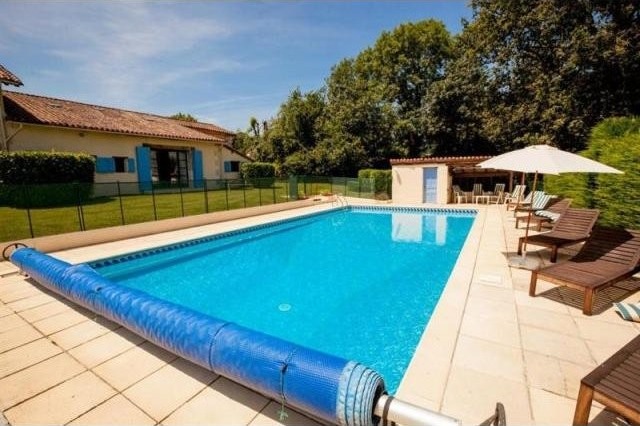8 bedroom Character For Sale: 16390.. - 2