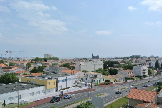 Apartment - Poitou-Charentes - For Sale
