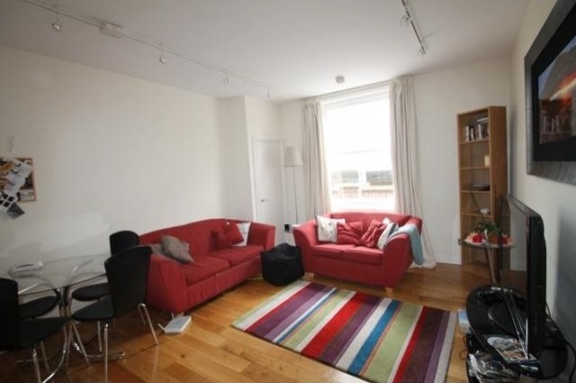 2 bed flat to rent - 2