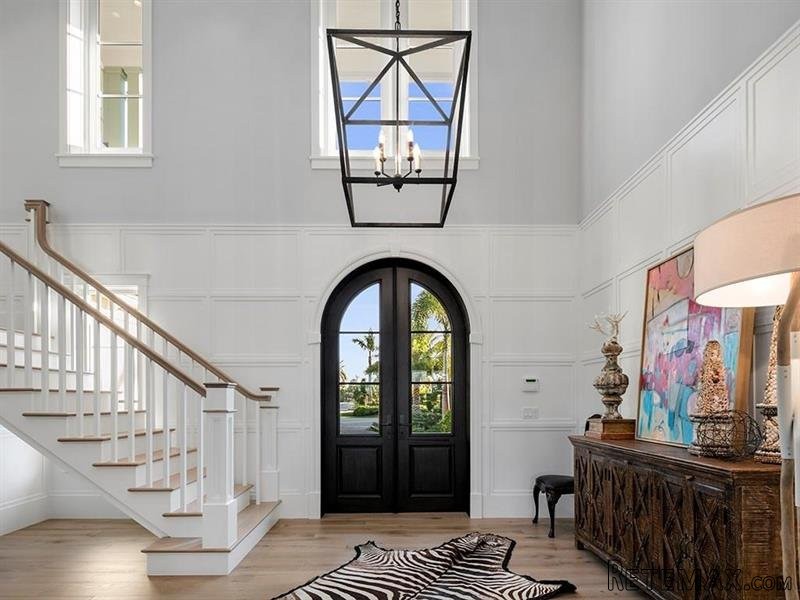 4 bedroom House For Sale: 529 Bay.. - 2