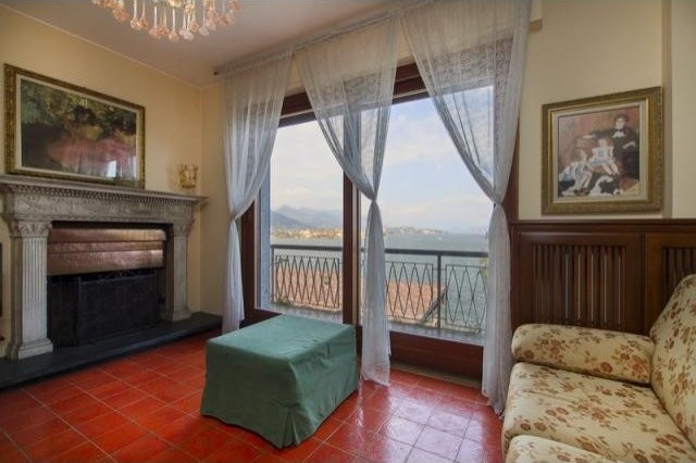 4 bedroom Villa For Sale: Baveno, IT - 2