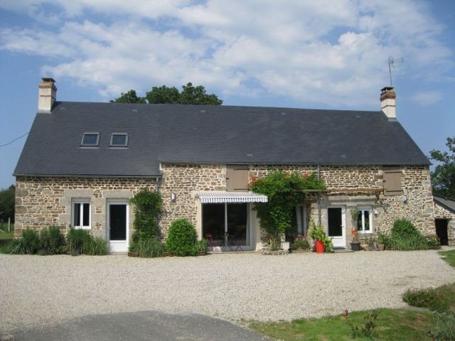 Stunning Farmhouse on 1.3 Hectares