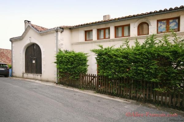 Beaussac (24) - For Sale: Large, 4..