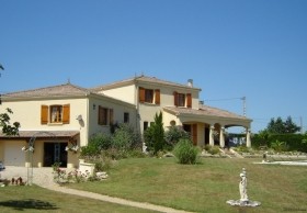 Substantial Modern House With Swimming.. - 2