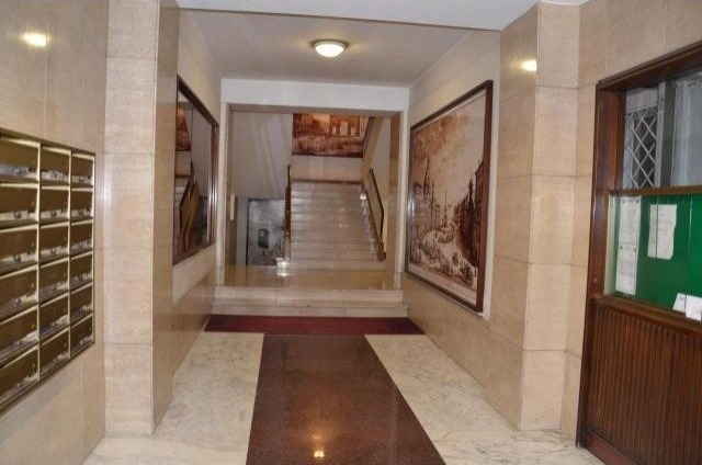 2 Bedrooms - Apartment - For Sale - 2