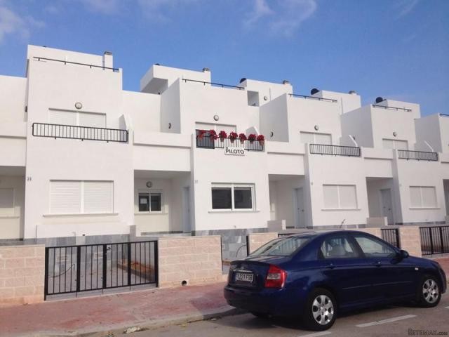 3 bedroom Villa For Sale: Modern..