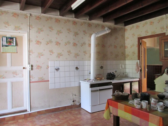 Former Stone Farmhouse With 3 Bedrooms - 2