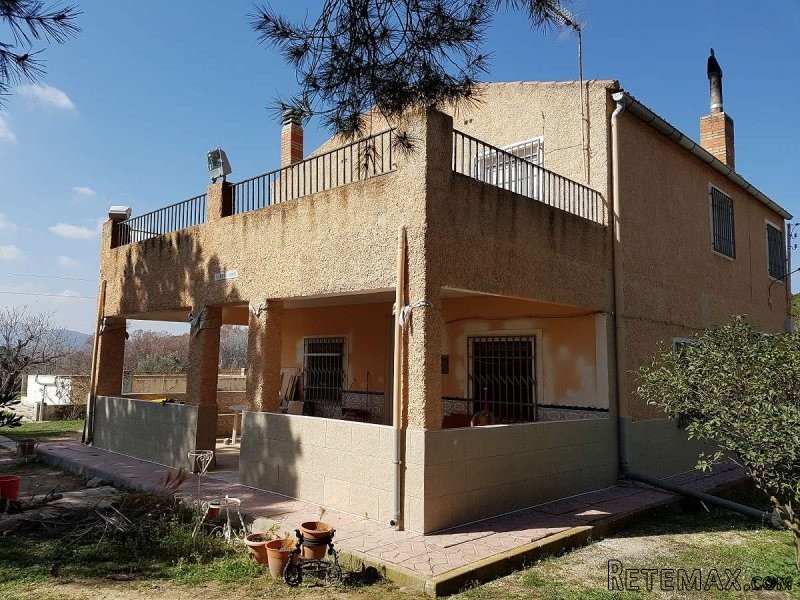 Large Impressive 6 Bed Home In Sax - 2
