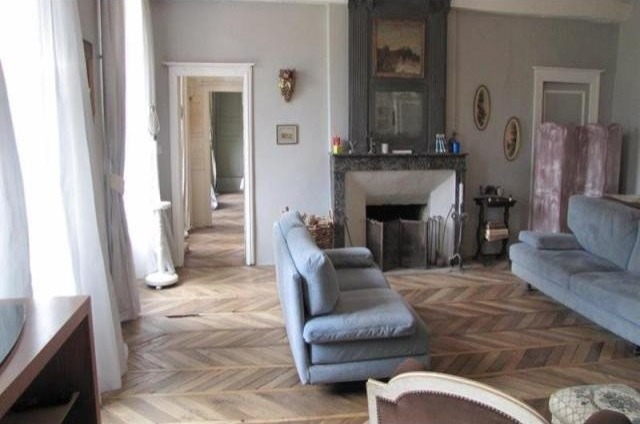 4 bedroom House For Sale: 63230.. - 2