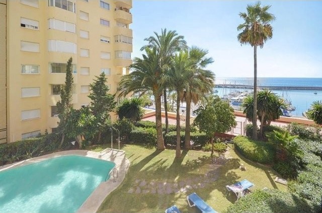 2 Bedroom Apartment For Sale In Estepona - 2