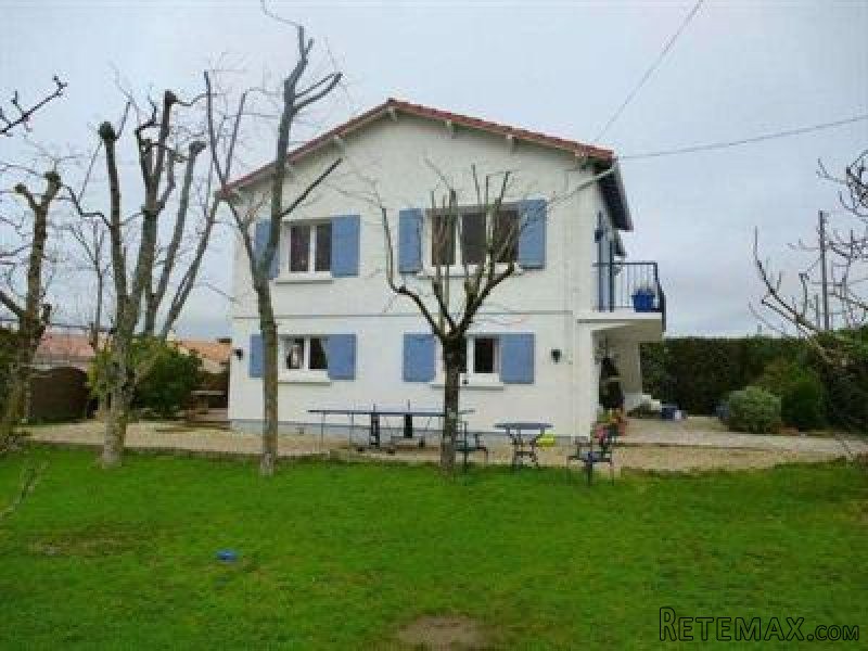 3 Bedrooms - House - Poitou-Charentes ..