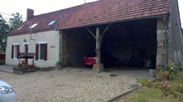 In very quiet hamlet on 2500 m2 nice.. - 2