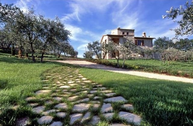 5 bedroom House For Sale: Collazzone..