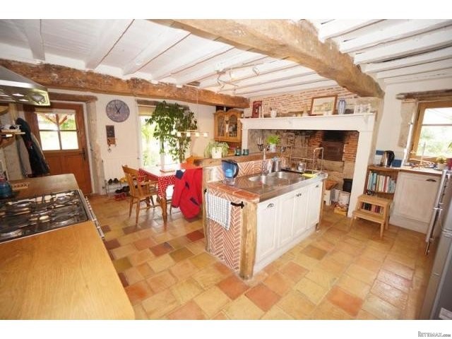 4 Bedroom Country House For Sale - 2