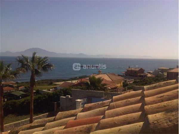 3 bedroom Detached House For Sale: El.. - 2