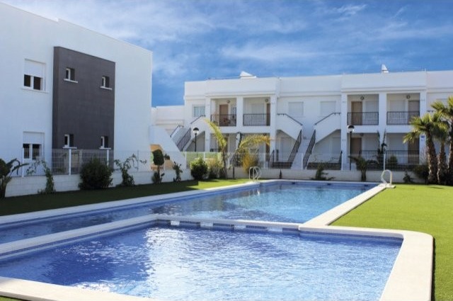 2 Bedrooms - Apartment - Alicante - For..