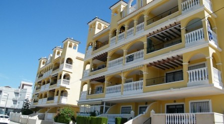 Resale · Apartment · Spain · Costa Bl..