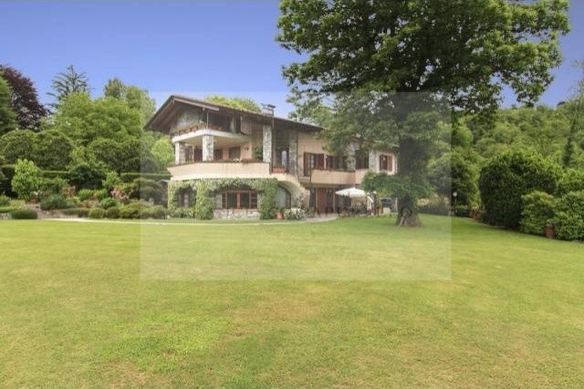 5 bedroom Villa For Sale: Laveno.. - 2