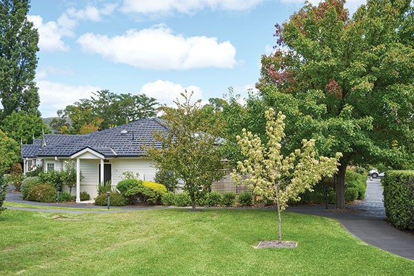 Henley Brae Retirement Village -.. - 2