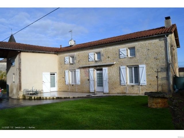 5 bedroom renovated stone house