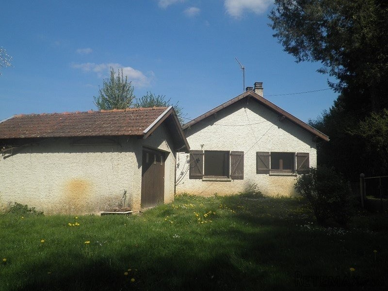 Country House with Garage - 2