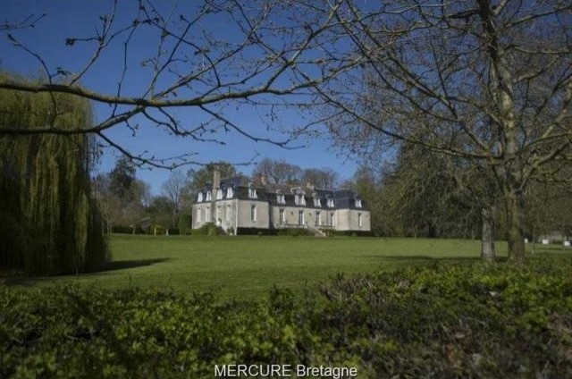 8 bedroom Castle For Sale: 35480 RENNES