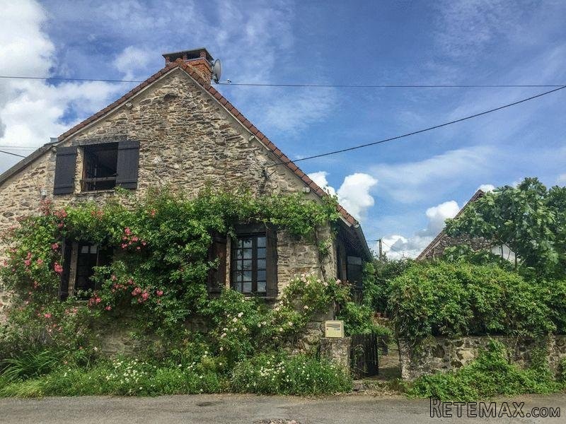 2 Bedroom Cottage For Sale