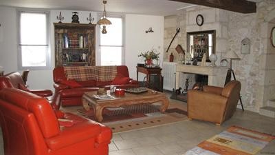 Town House 8 Rooms