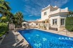 5 Bedrooms - Villa - Malaga - For Sale