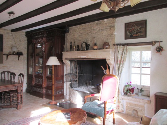 Stone Traditional 5 Bed House With.. - 2