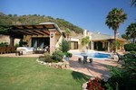4 Bedrooms - Villa - Malaga - For Sale